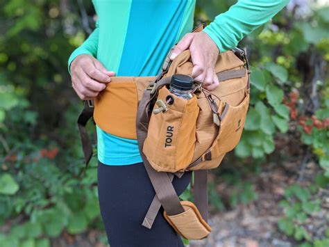 best waist pack for traveling.